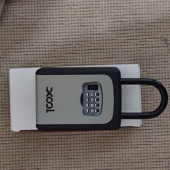 Key Safe - Picture 2 of 2